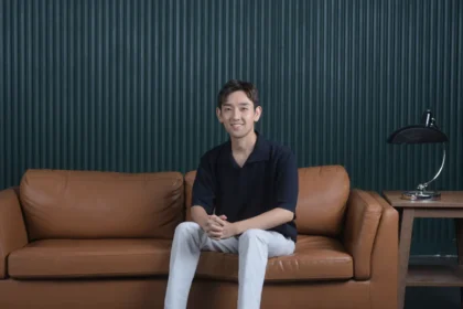 Mark-Full-Photo