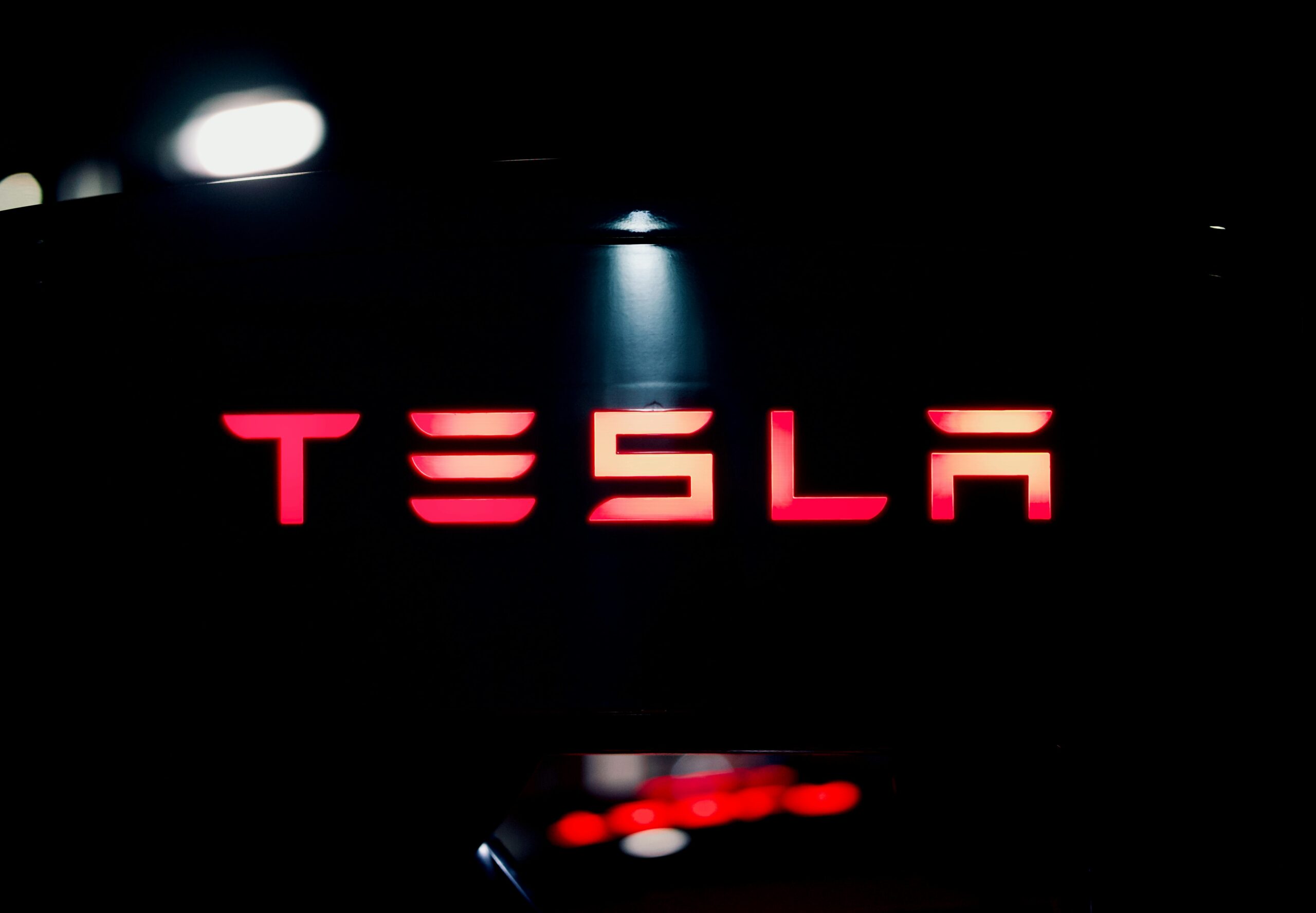 Tesla logo