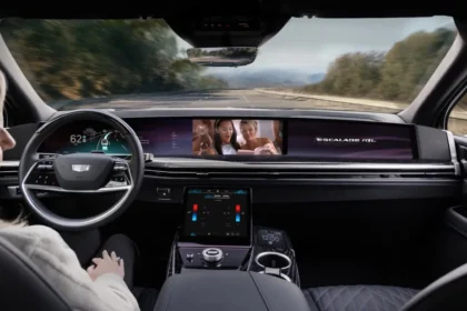 GM to Launch Hands-Free, Eyes-Off Driving System in 2028 7 GM-Cadillac-Escalade-IQL-eyes-off-driving