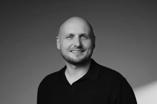 Tomas-Okmanas-nexos-2