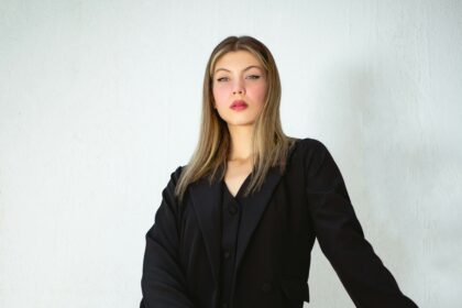 Zelda Williams Slams AI Deepfakes of Her Late Father 7 Zelda Williams