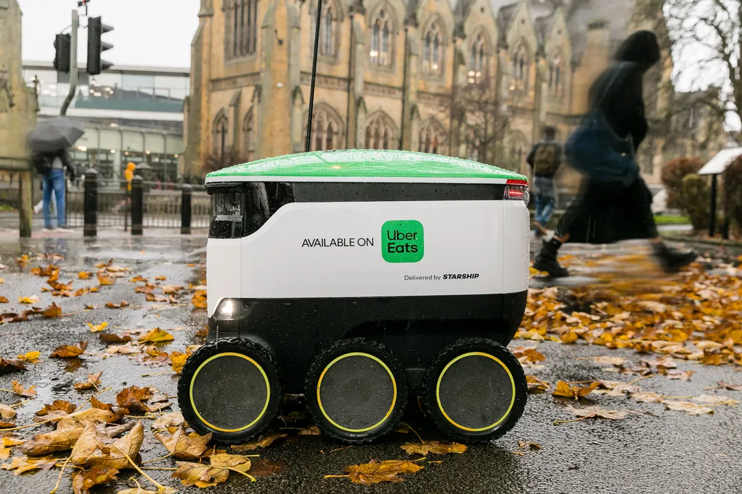 Uber Eats Rolls Out Starship Robots in the UK 1 Starship_1