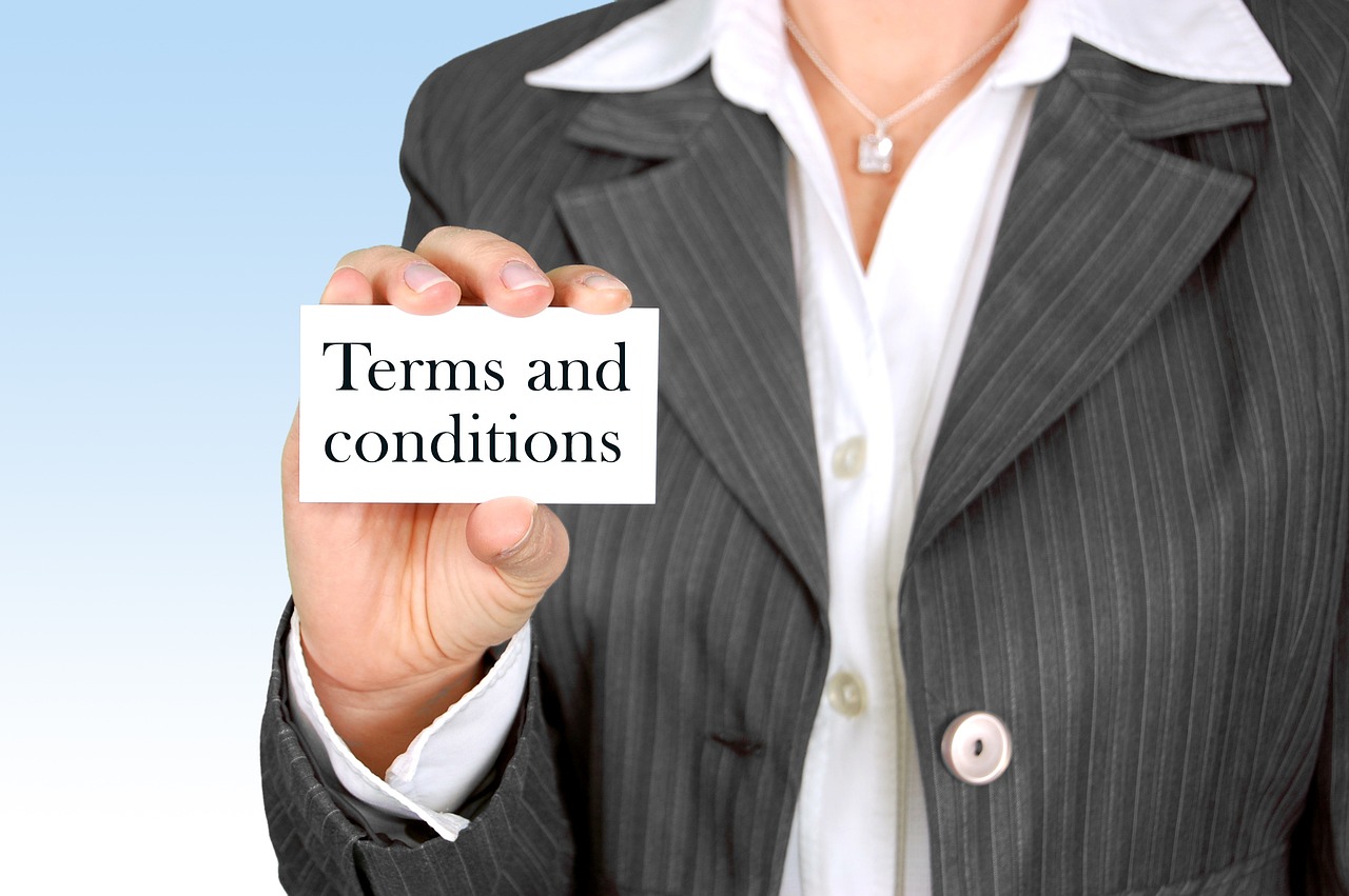 Courses in Contract Management: A 2026 Buyer's Guide for Professionals